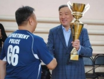 Акмолинские и костанайские полицейские сыграли в волейбол в честь Дня Первого Президента