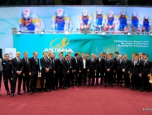 Фото с презентации велокоманды «Астана»