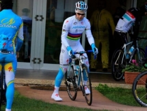 «Астана» тренируется в Сардинии