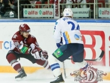 Фоторепортаж с матча КХЛ «Динамо» Рига — «Барыс» 2:3 О. Т