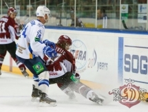 Фоторепортаж с матча КХЛ «Динамо» Рига — «Барыс» 2:3 О. Т