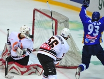 Фоторепортаж с матча МХЛ «Снежные Барсы» — «Октан» 3:1