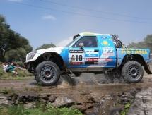 9-й этап «Дакара» испытал казахстанцев на прочность