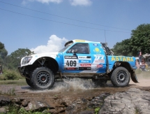 9-й этап «Дакара» испытал казахстанцев на прочность