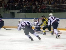 Фоторепортаж с матча ВХЛ «Сарыарка» — «Южный Урал» 2:3