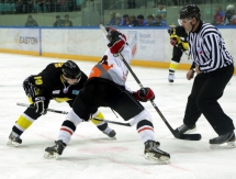 Фото с матча ВХЛ «Сарыарка» — «Спутник» 2:3