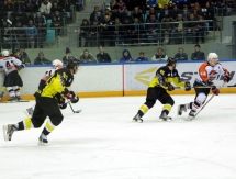 Фото с матча ВХЛ «Сарыарка» — «Спутник» 2:3