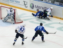 Фоторепортаж с матча КХЛ «Нефтехимик» — «Барыс» 2:1