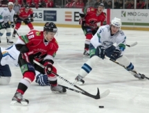 Фоторепортаж с матча КХЛ «Металлург» Нк — «Барыс» 6:8