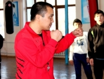 Юношеская сборная боксеров ЮКО готовится к чемпионату страны 