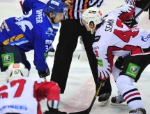 Фоторепортаж с матча КХЛ «Барыс» — «Авангард» 5:4
