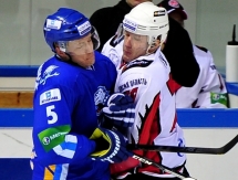 Фоторепортаж с матча КХЛ «Барыс» — «Авангард» 5:4