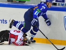 Фоторепортаж с матча КХЛ «Барыс» — «Авангард» 5:4