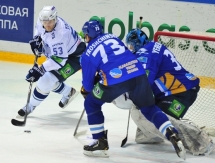 Фоторепортаж с матча КХЛ «Барыс» — «Динамо» Москва 4:2