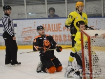 Фоторепортаж с матча ВХЛ «Молот-Пркиамье» — «Сарыарка» 1:2