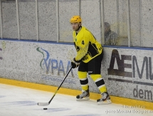 Фоторепортаж с матча ВХЛ «Молот-Пркиамье» — «Сарыарка» 1:2