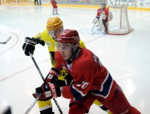 Фоторепортаж с матча ВХЛ «Ижсталь» — «Сарыарка» 0:3