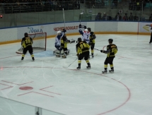 Фоторепортаж с матча ВХЛ «Сарыарка» — «Титан» 0:2