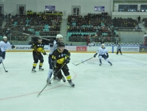 Фоторепортаж с матча ВХЛ «Сарыарка» — «ХК ВМФ» 5:4 О.Т