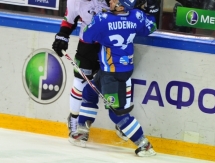 Фоторепортаж с матча КХЛ «Барыс» — «Трактор» 1:3