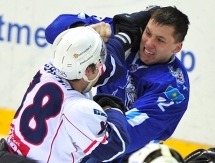 Фоторепортаж с матча МХЛ «Снежные Барсы» — «Чайка» 1:5