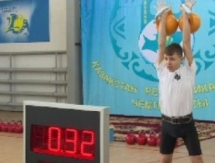 Чемпионат Казахстана по гиревому спорту стартовал в Астане