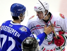 Фоторепортаж с матча МХЛ «Снежные Барсы» — «Барс» 1:4