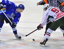 Фоторепортаж с матча МХЛ «Снежные Барсы» — «Барс» 1:4