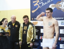 Фоторепортаж с церемонии взвешивания матчевой встречи WSB  «Aстана Arlans» — «German Eagles»