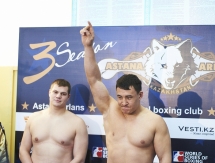 Фоторепортаж с церемонии взвешивания матчевой встречи WSB  «Aстана Arlans» — «German Eagles»