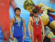 Фоторепортаж с Чемпионата Казахстана по греко-римской борьбе среди юниоров