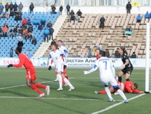 Фоторепортаж с матча Премьер-Лиги «Иртыш» — «Восток» 1:1