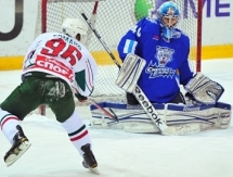 Фоторепортаж с матча МХЛ «Снежные Барсы» — «Барс» 1:4