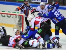 Фоторепортаж с матча КХЛ «Барыс» — «Трактор» 4:2