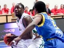 УНИКС выходит в лидеры группы