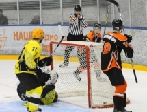 Фоторепортаж с матча плей-офф ВХЛ «Молот-Прикамье» — «Сарыарка» 2:4