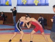 Фоторепортаж с Чемпионата Казахстана по видам борьбы среди кадетов 