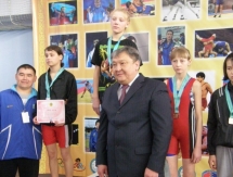 Фоторепортаж с Чемпионата Казахстана по видам борьбы среди кадетов 
