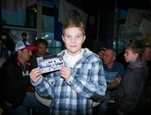 Фоторепортаж со встречи команды «Казцинк-Торпедо» с болельщиками