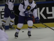 Подготовка команд к матчу между сборными Казахстана и Италии