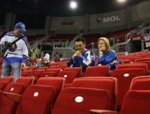 Подготовка команд к матчу между сборными Казахстана и Италии