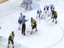 Видеообзор матча плей-офф ВХЛ «Сарыарка» — «Ариада-Акпарс» 4:1