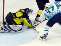 Фоторепортаж с матча финала ВХЛ «Сарыарка» — «Торос» 0:3