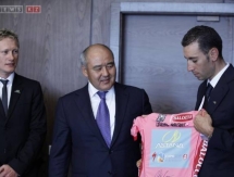 Глава «Самрук-Казына» встретился с победителем «Джиро д’Италия-2013»