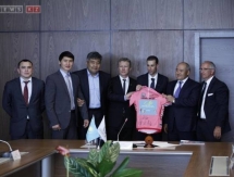 Глава «Самрук-Казына» встретился с победителем «Джиро д’Италия-2013»