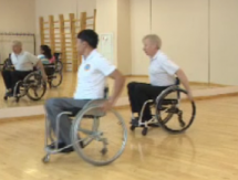 В Астане людей с ограниченными возможностями обучают танцам 