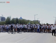 В Астане более 1000 человек приняли участие в физзарядке
