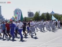 В Астане более 1000 человек приняли участие в физзарядке