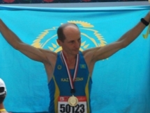 Казахстанские спортсмены на высшей ступени пьедестала в Турине на Всемирных играх ветеранов