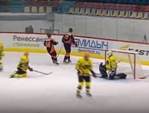 Видеообзор матча ВХЛ «Молот-Прикамье» — «Сарыарка» 4:0